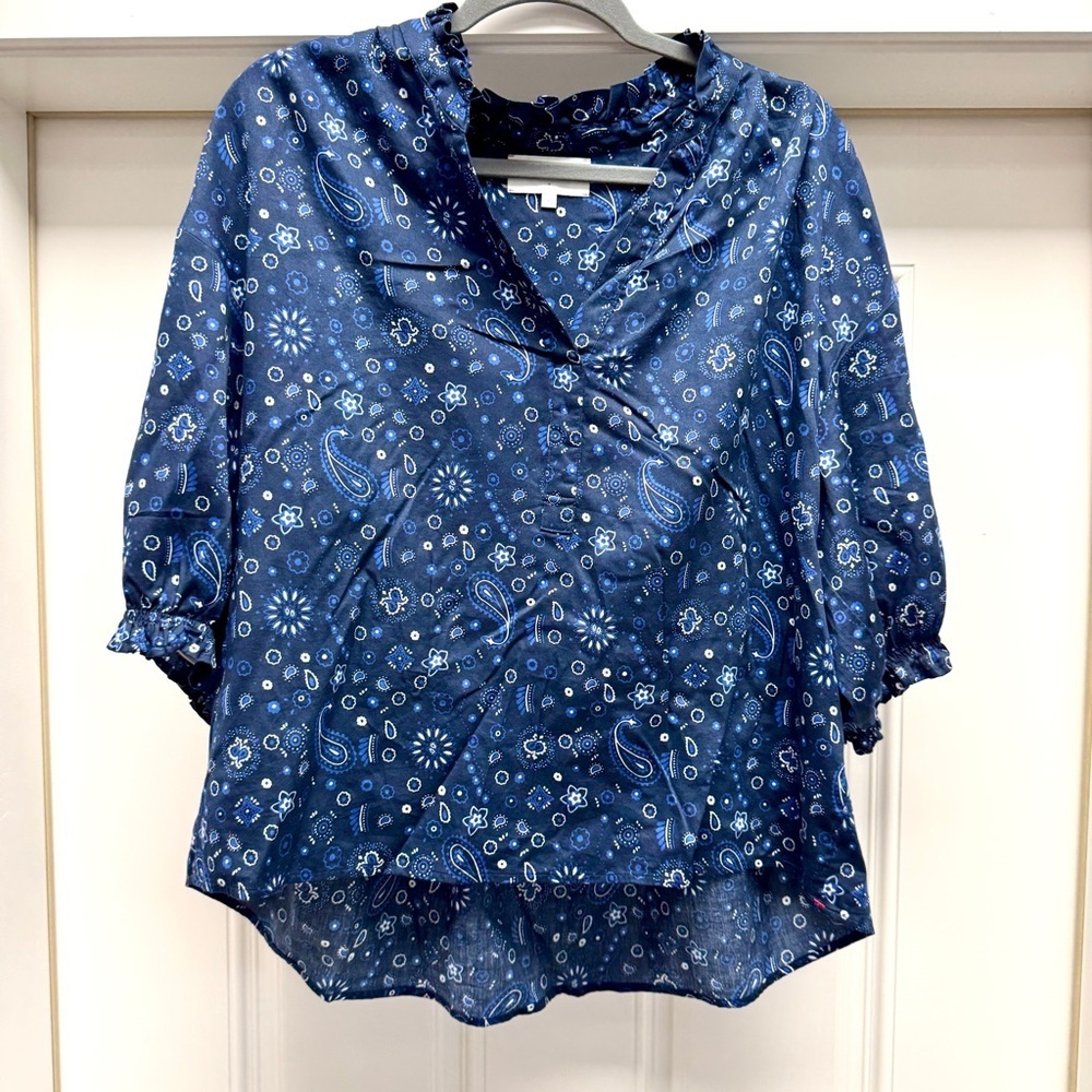 Xirena Blue Paisley Elbow Length Blouse Top - Picture 2 of 10